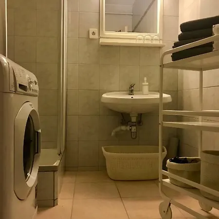 A.weisz Apartman